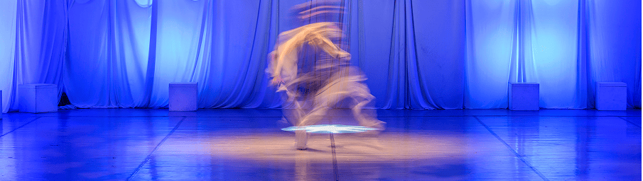 performance-que-es-la-mirada-infinita